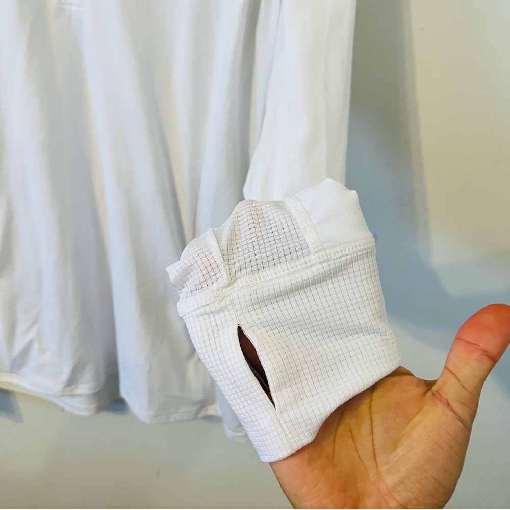 Fabletics White Pullover Performance Jacket Size … - image 9